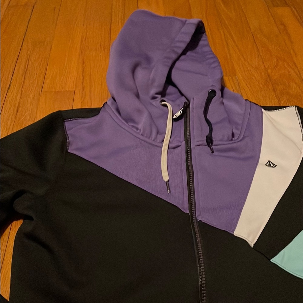 Volcom Women’s Colorblock Zip Hoodie- Medium - Picture 4 of 16